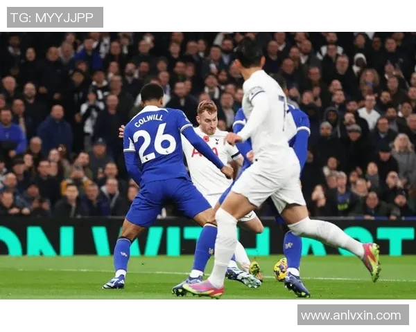 英超积分榜赛事持续激烈，最新排名出炉引发球迷热议